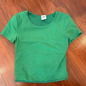 Green Scoop Neck Short Sleeve Top